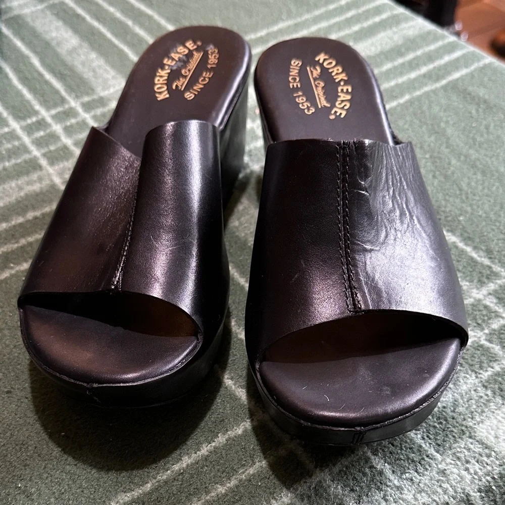 Kork-Ease Black Leather Mules size 9 - Picture 1 of 9